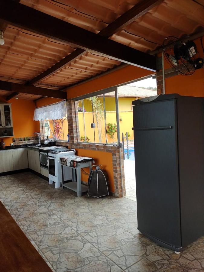 Chacara Bella Vida Com Piscina Churrasqueira Salao De Festas Fogao A Lenha Quadra Aracariguama Zewnętrze zdjęcie